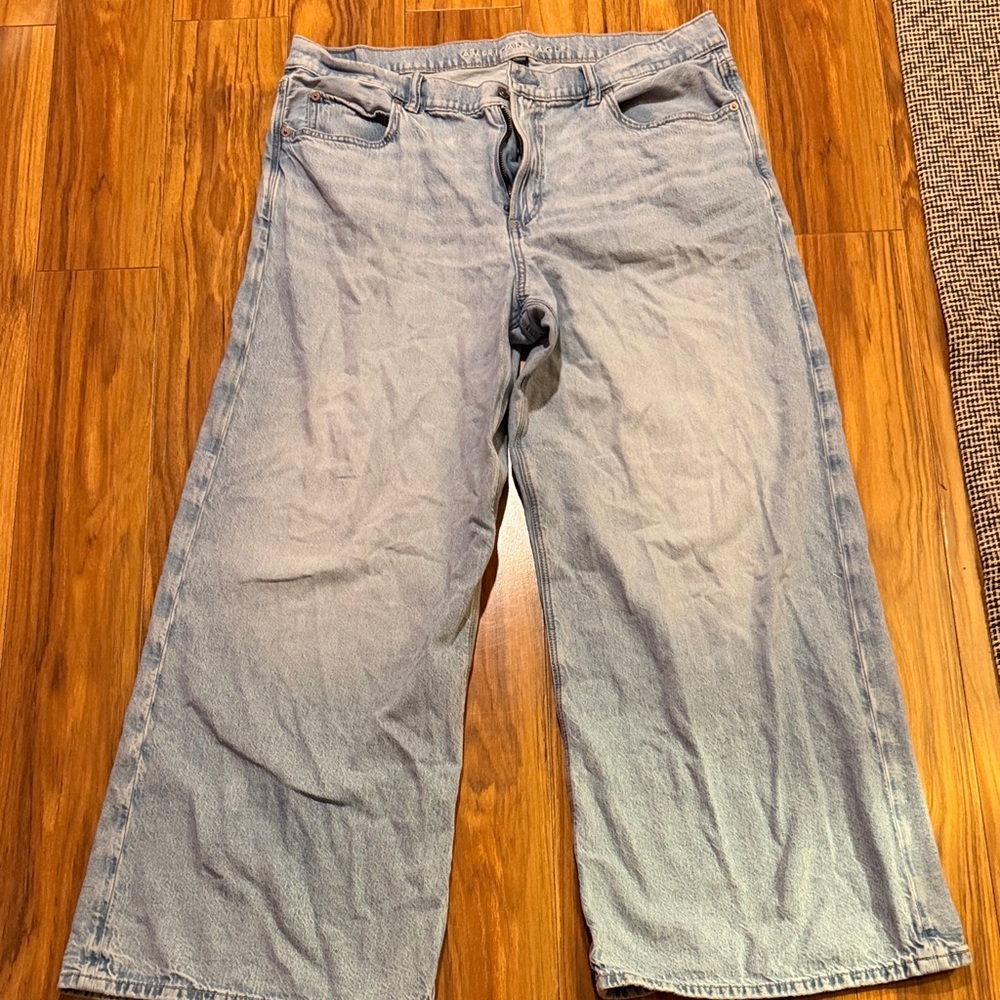 Light Wash Wide Leg Jeans
